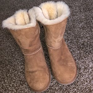AUTHENTIC UGG BAILEY BOW BOOT